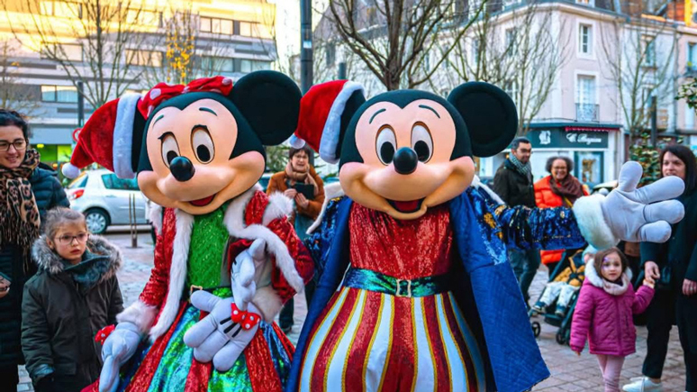 Mascottes Mickey et Minnie